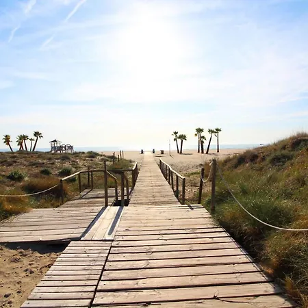 Global Properties, Bonito Estudio Cerca De La Playa, *