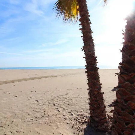 Global Properties, Bonito Estudio Cerca De La Playa, *